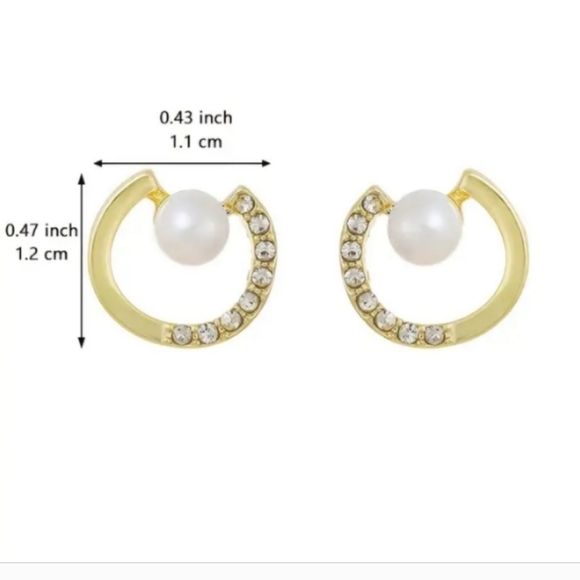18k Gold Plated and Pearl Earrings - Picture 5 of 6